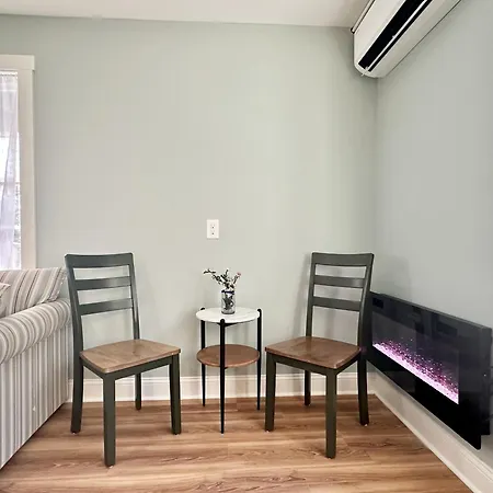 2 Bedroom Home In Bar Harbor Town Hill 